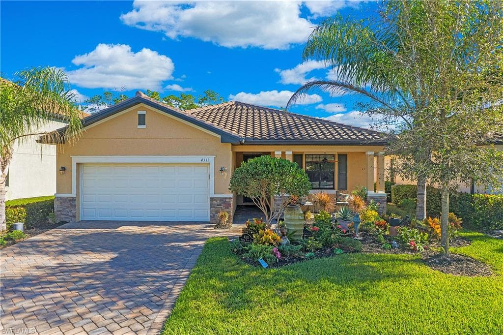 4311 Raffia Palm CIR NAPLES, FL 34119