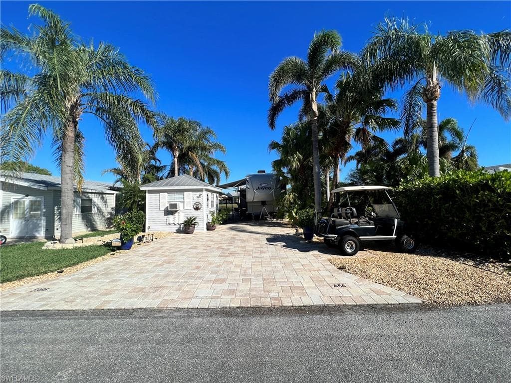 5966 Brightwood DR FORT MYERS, FL 33905