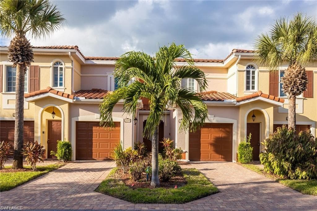 20201 Estero Gardens CIR 104 ESTERO, FL 33928