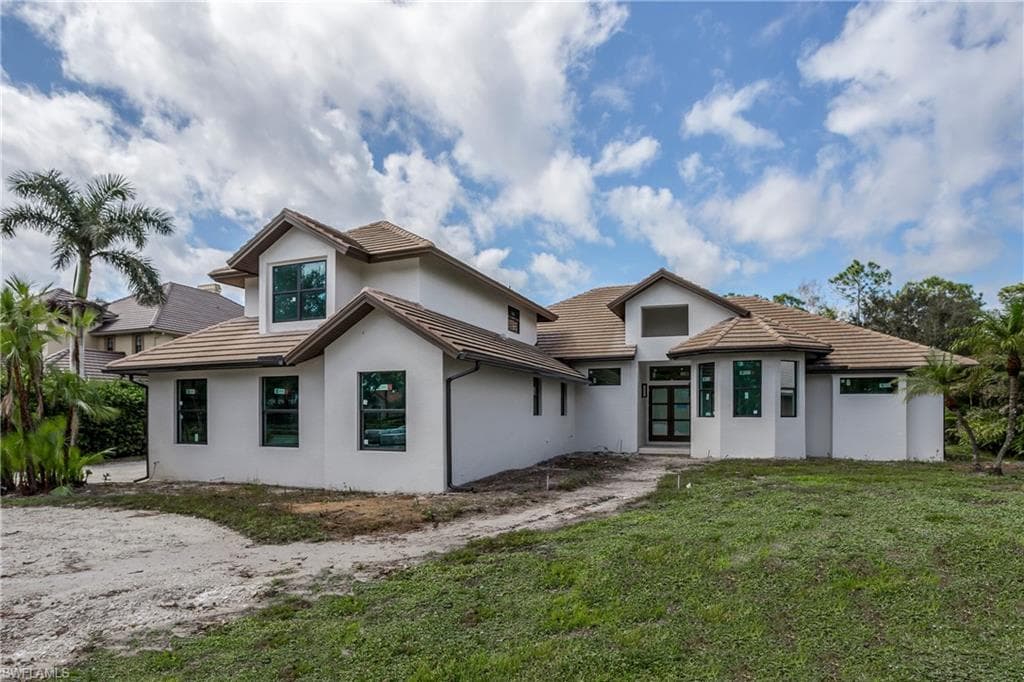 9133 The Lane NAPLES, FL 34109