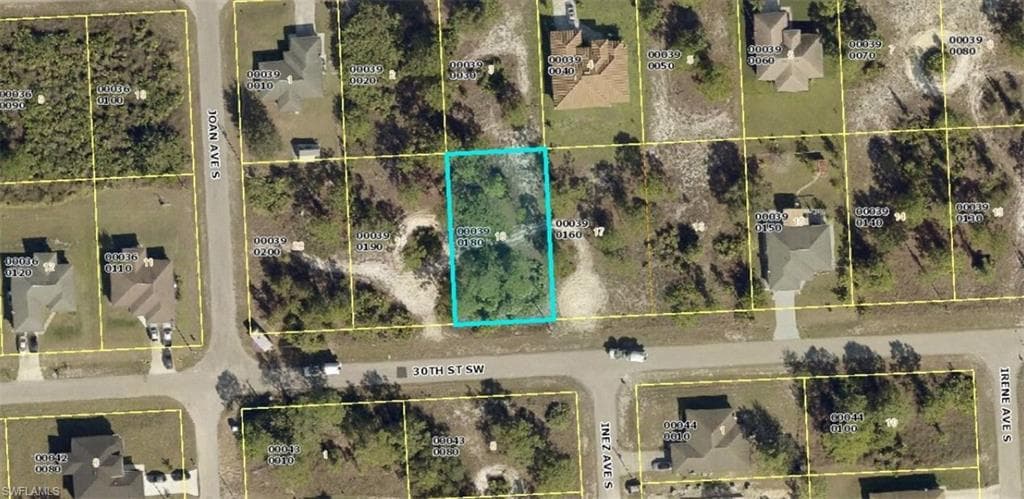 2916 30th ST SW LEHIGH ACRES, FL 33976