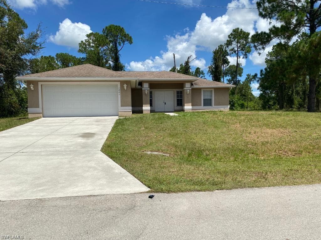1041 Alcalde ST E LEHIGH ACRES, FL 33974