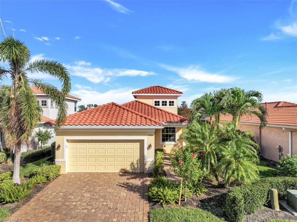 9400 La Bianco ST ESTERO, FL 33967