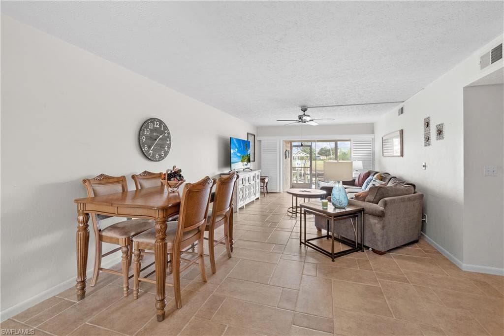 4543 SE 6th PL 1F CAPE CORAL, FL 33904