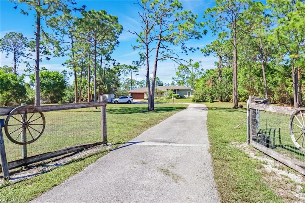 4525 20th ST NE NAPLES, FL 34120