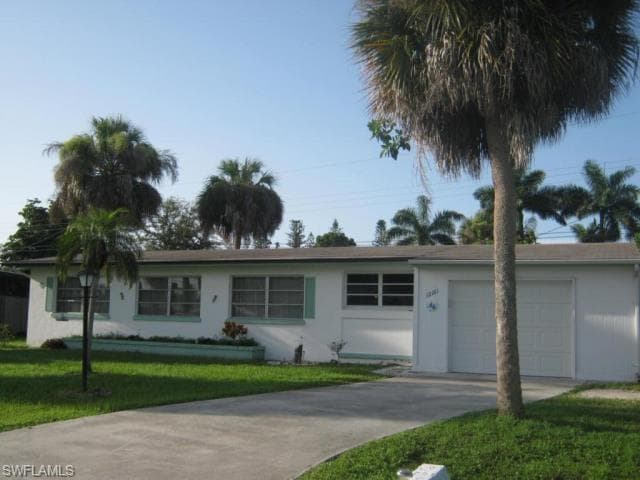 12161 Cactus DR FORT MYERS, FL 33908