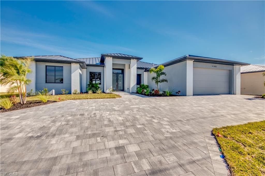 1707 Surfside BLVD CAPE CORAL, FL 33991
