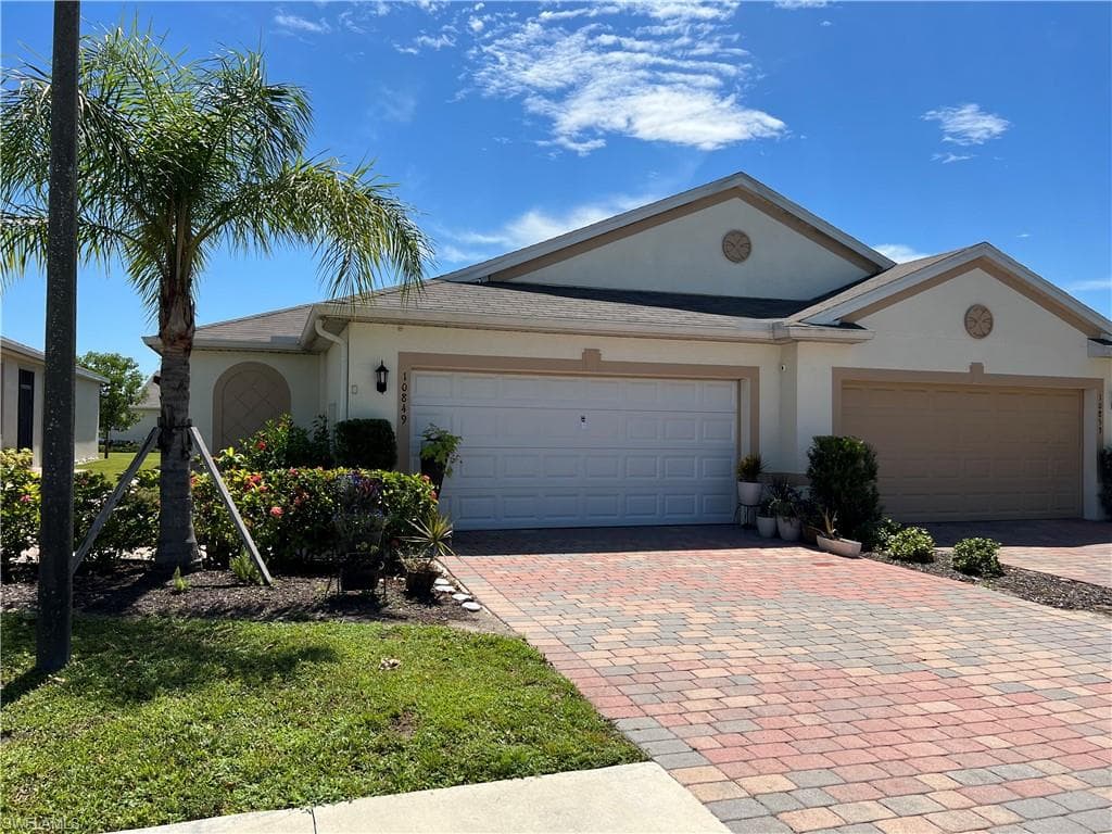 10849 Marble Brook BLVD LEHIGH ACRES, FL 33936