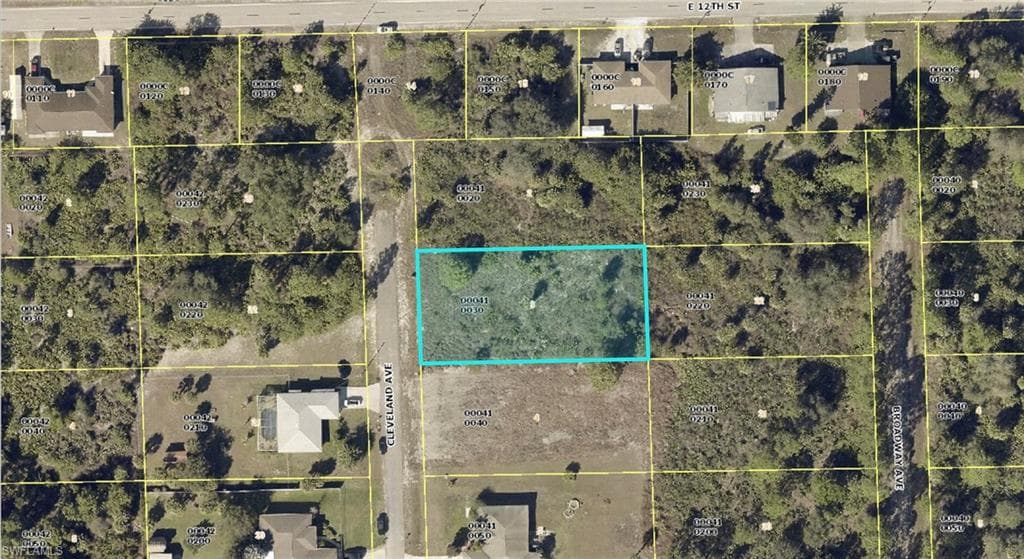 1118 Cleveland AVE LEHIGH ACRES, FL 33972
