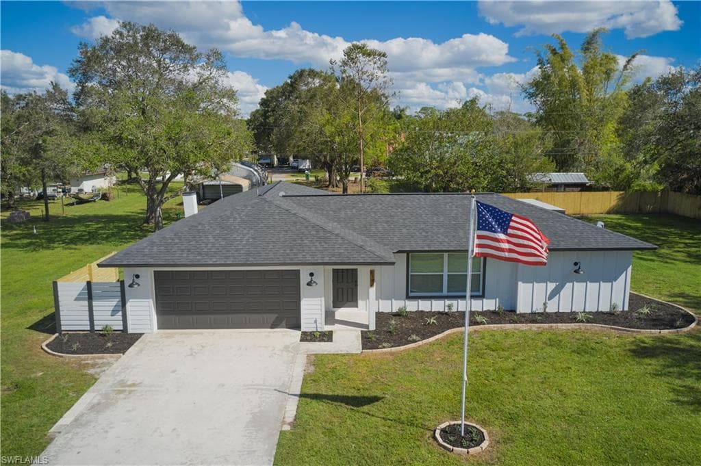 2301 Webster RD ALVA, FL 33920