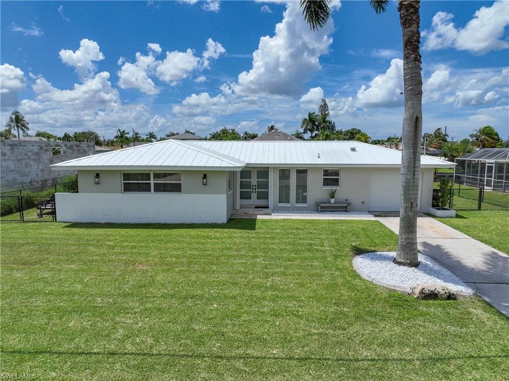 114 SE 41st ST CAPE CORAL, FL 33904