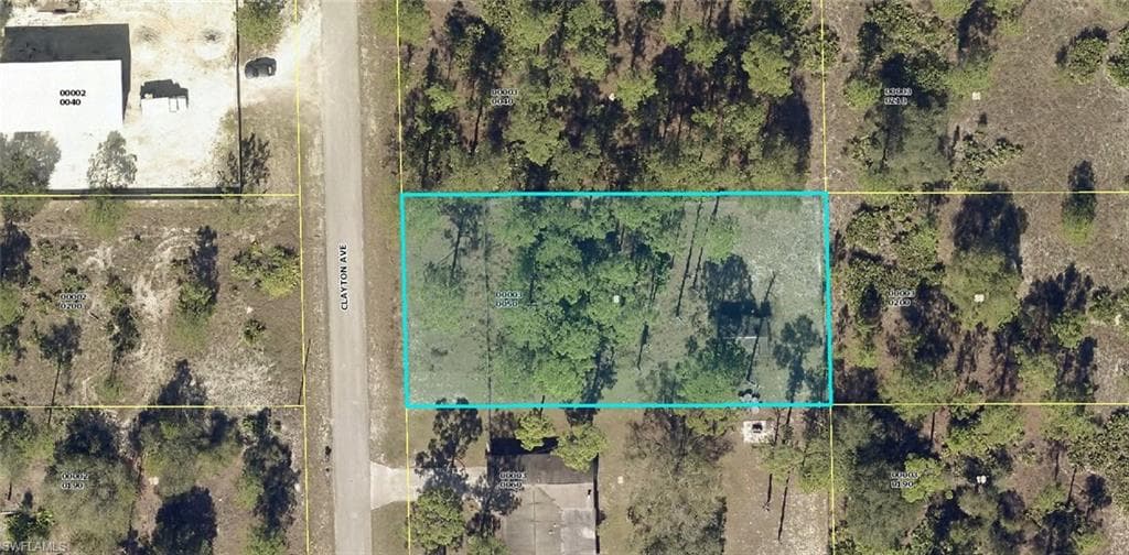 1614 Clayton AVE LEHIGH ACRES, FL 33972
