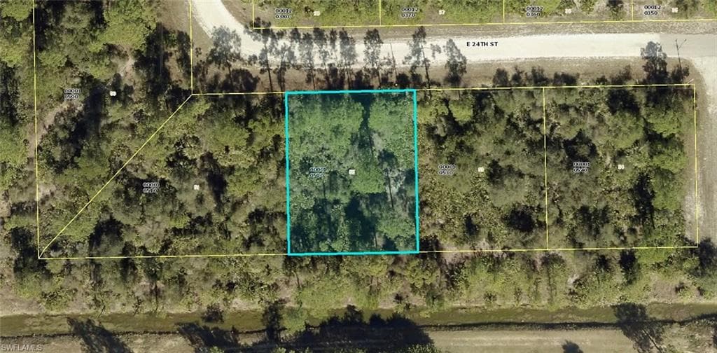 4184 E 24th ST ALVA, FL 33920
