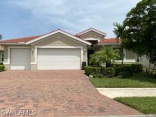 3061 Sunset Pointe CIR CAPE CORAL, FL 33914
