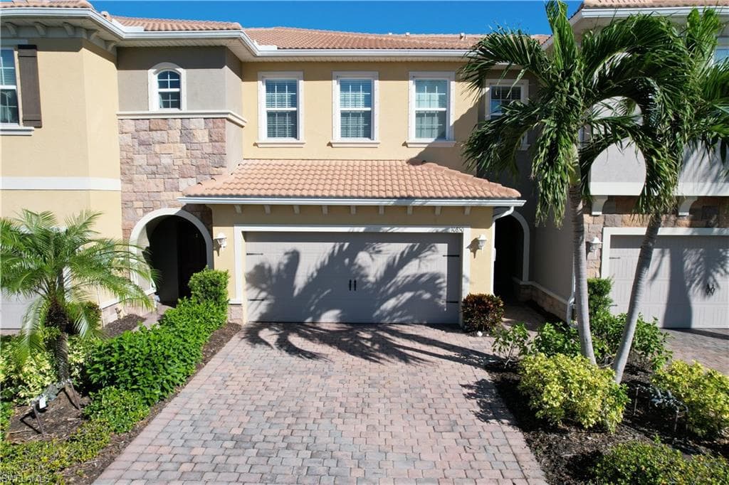 10850 Alvara WAY BONITA SPRINGS, FL 34135