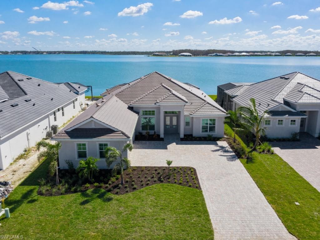 18853 Wildblue BLVD FORT MYERS, FL 33913