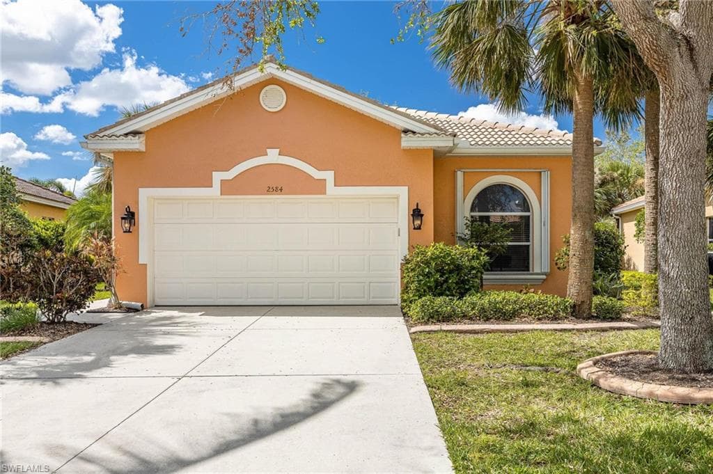 2584 Keystone Lake DR CAPE CORAL, FL 33909