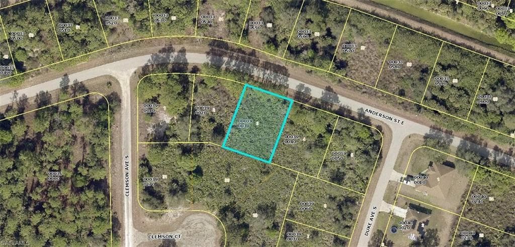 1034 Anderson ST LEHIGH ACRES, FL 33974