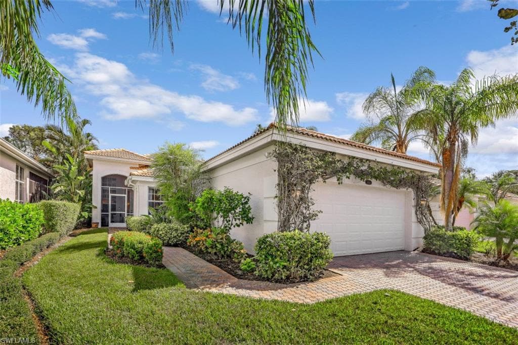 8591 Pepper Tree WAY NAPLES, FL 34114
