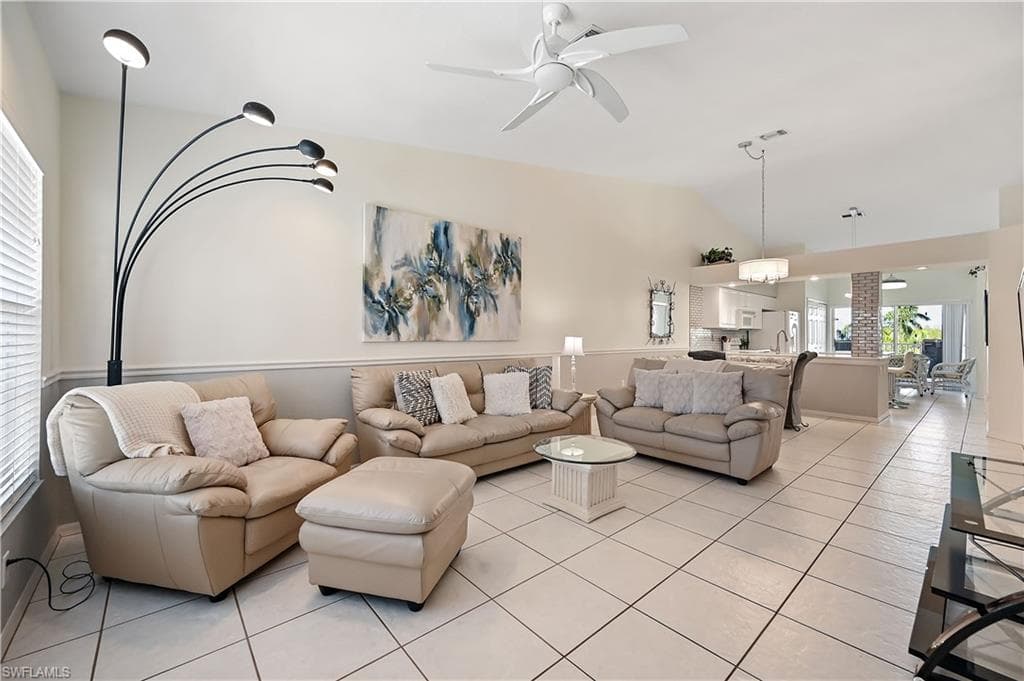 28871 Bermuda Lago CT 302 BONITA SPRINGS, FL 34134