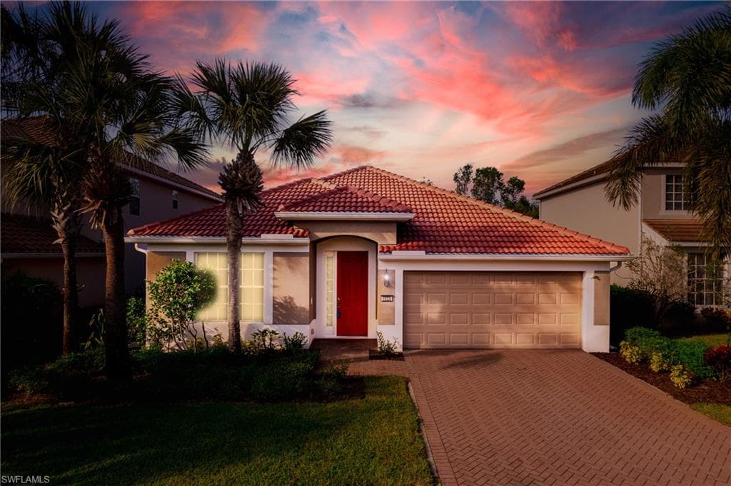 1955 Fairmont LN NAPLES, FL 34120