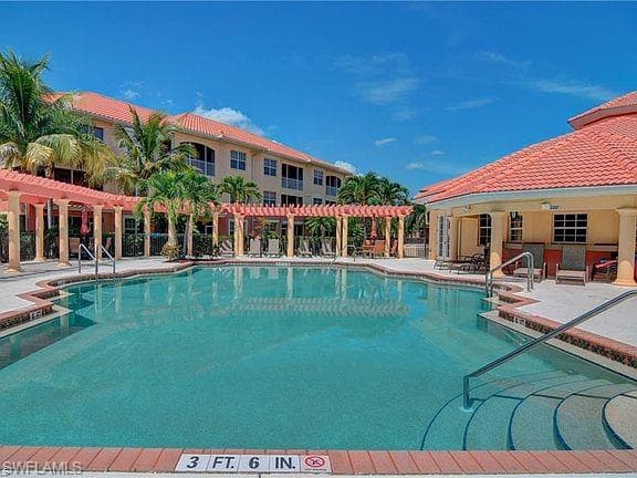 1105 Van Loon Commons CIR 101 CAPE CORAL, FL 33909