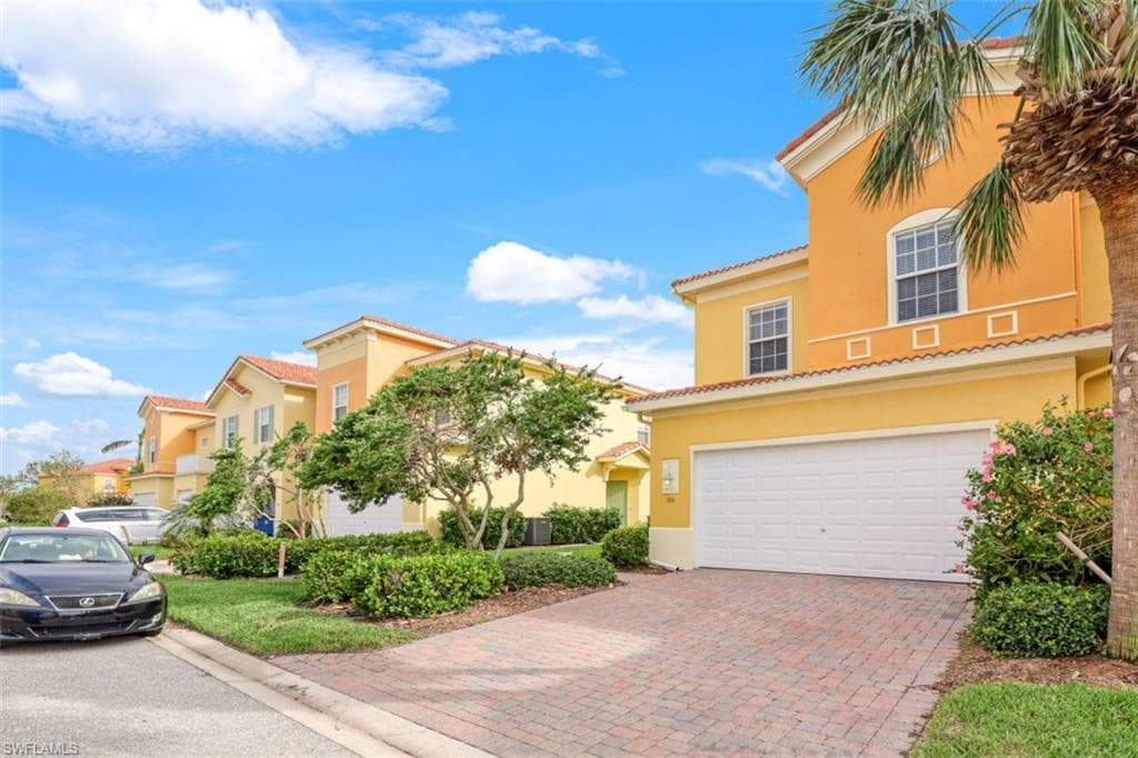 16059 Via Solera CIR 101 FORT MYERS, FL 33908
