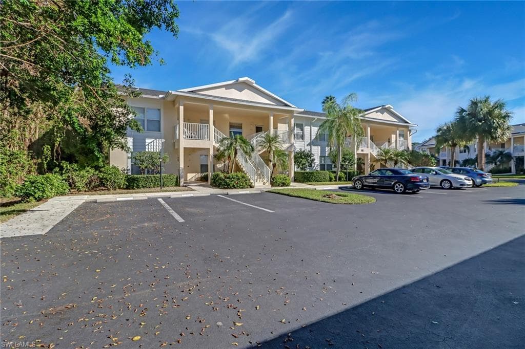 1195 Sarah Jean CIR I-102 NAPLES, FL 34110