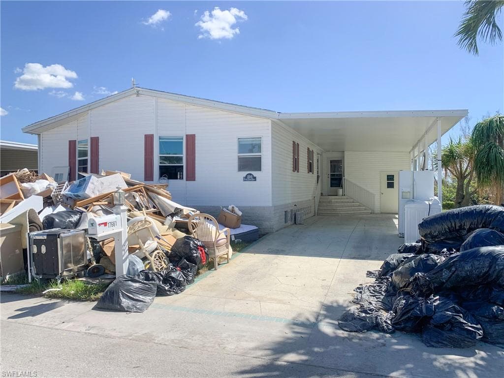17661 Canal Cove CT FORT MYERS BEACH, FL 33931