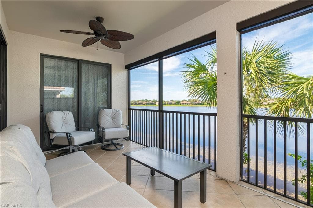 10482 Smokehouse Bay DR W 202 NAPLES, FL 34120