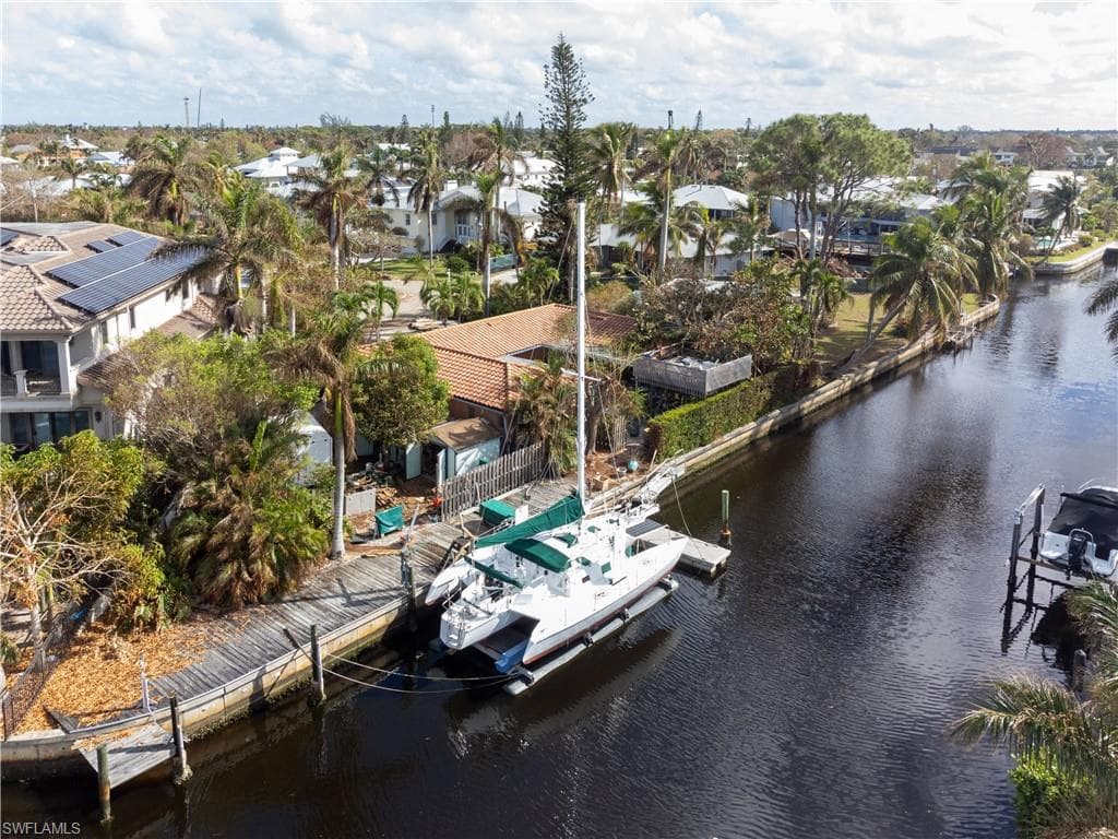 1680 Mullet CT NAPLES, FL 34102