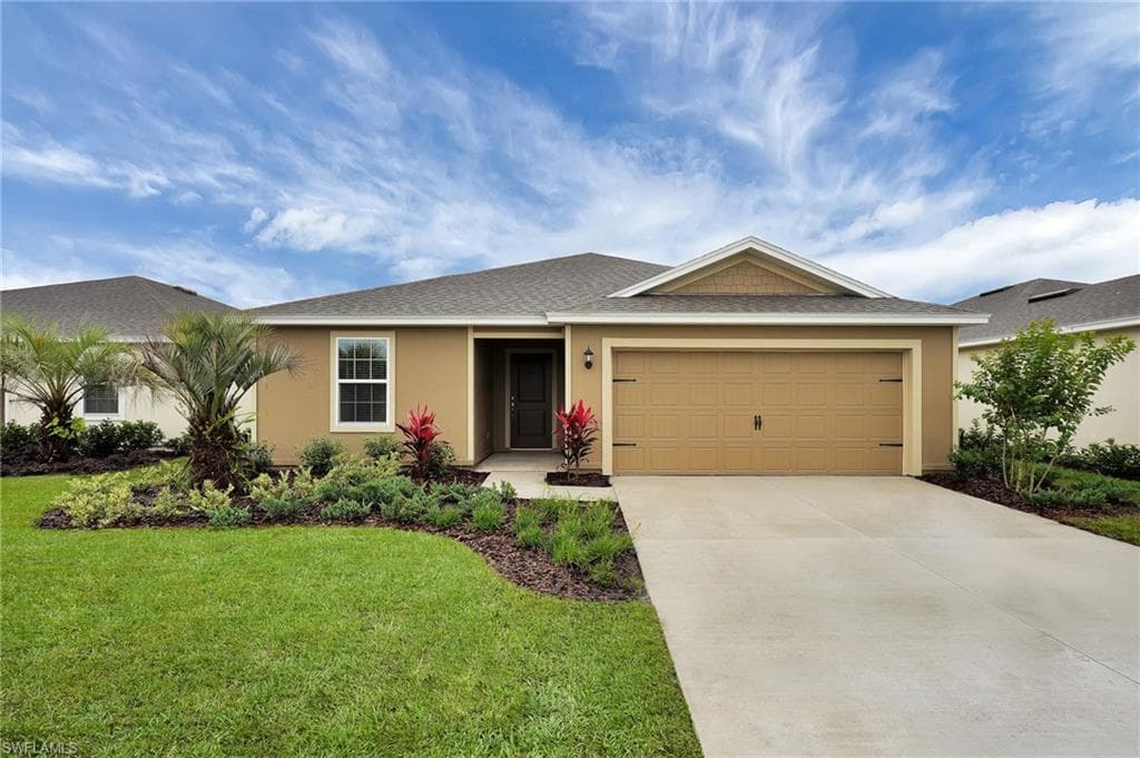 806 Franklin CT IMMOKALEE, FL 34142
