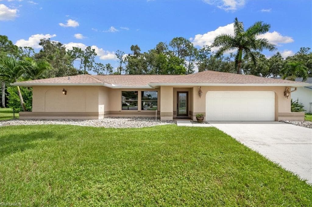 6951 Saint Edmunds LOOP FORT MYERS, FL 33966
