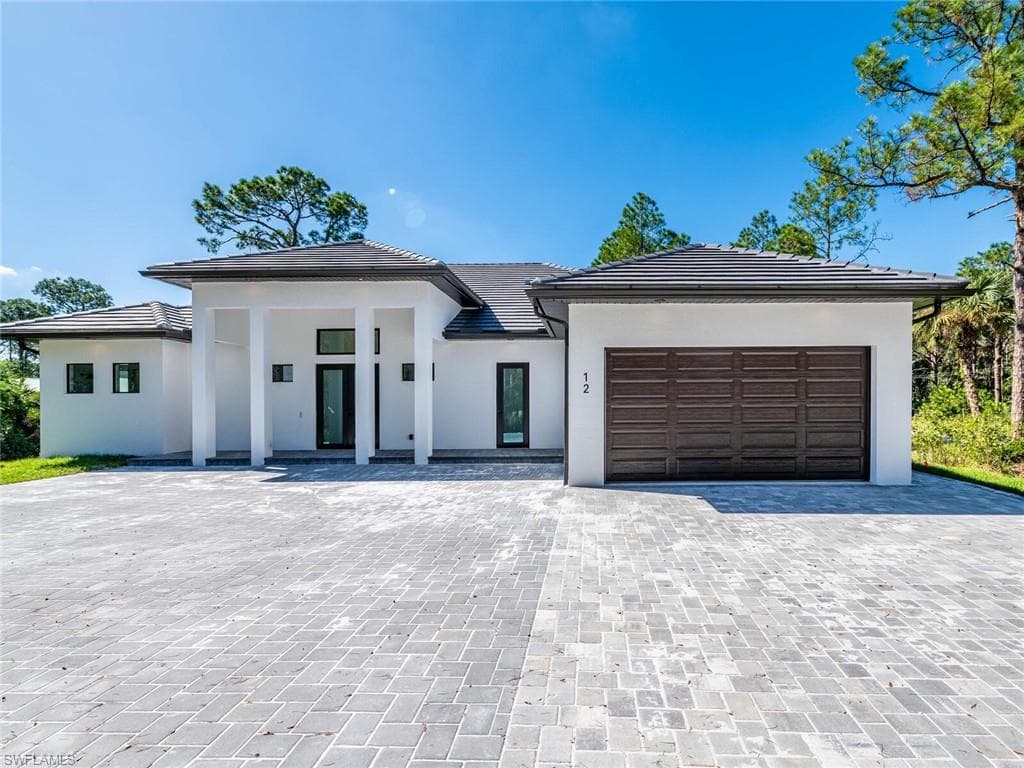 12 35th AVE NW NAPLES, FL 34120