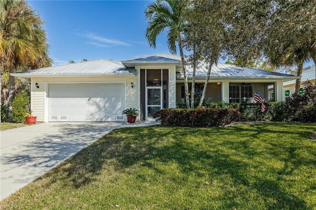 27249 River Royale CT BONITA SPRINGS, FL 34135