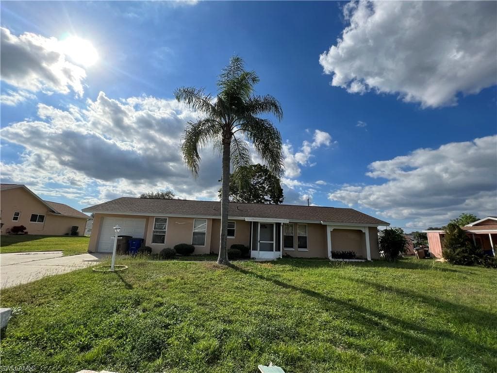 117 Edward AVE LEHIGH ACRES, FL 33936