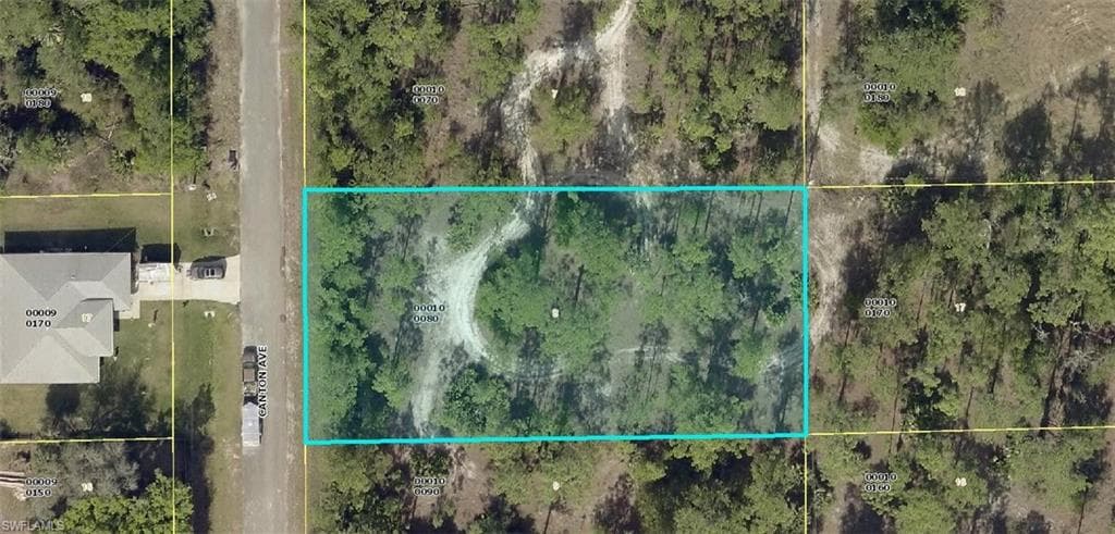 8 Canton AVE LEHIGH ACRES, FL 33936