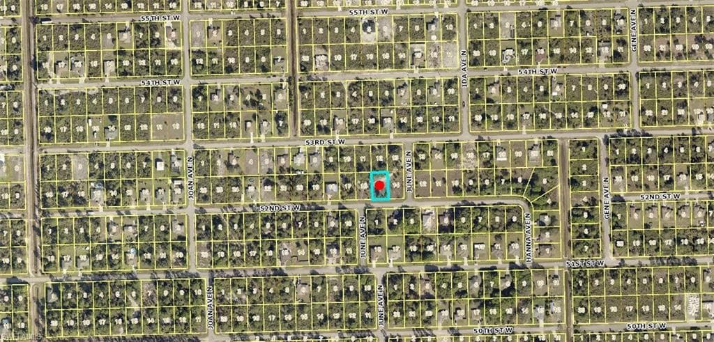 2820 52nd ST W LEHIGH ACRES, FL 33971