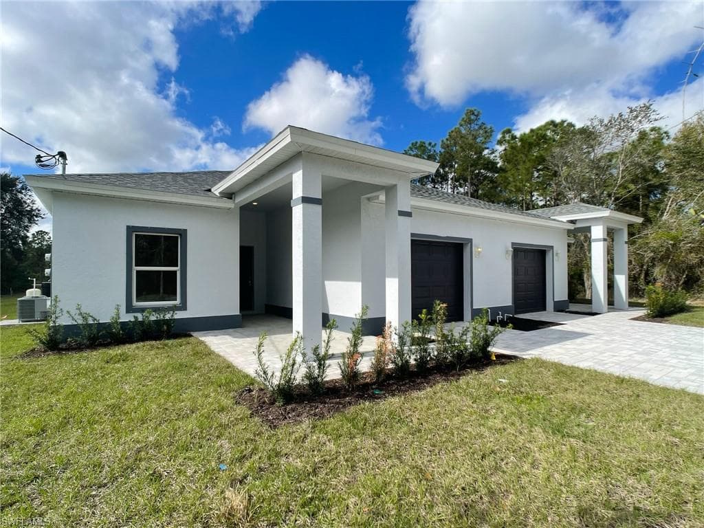 715 Jack AVE S 715 LEHIGH ACRES, FL 33973