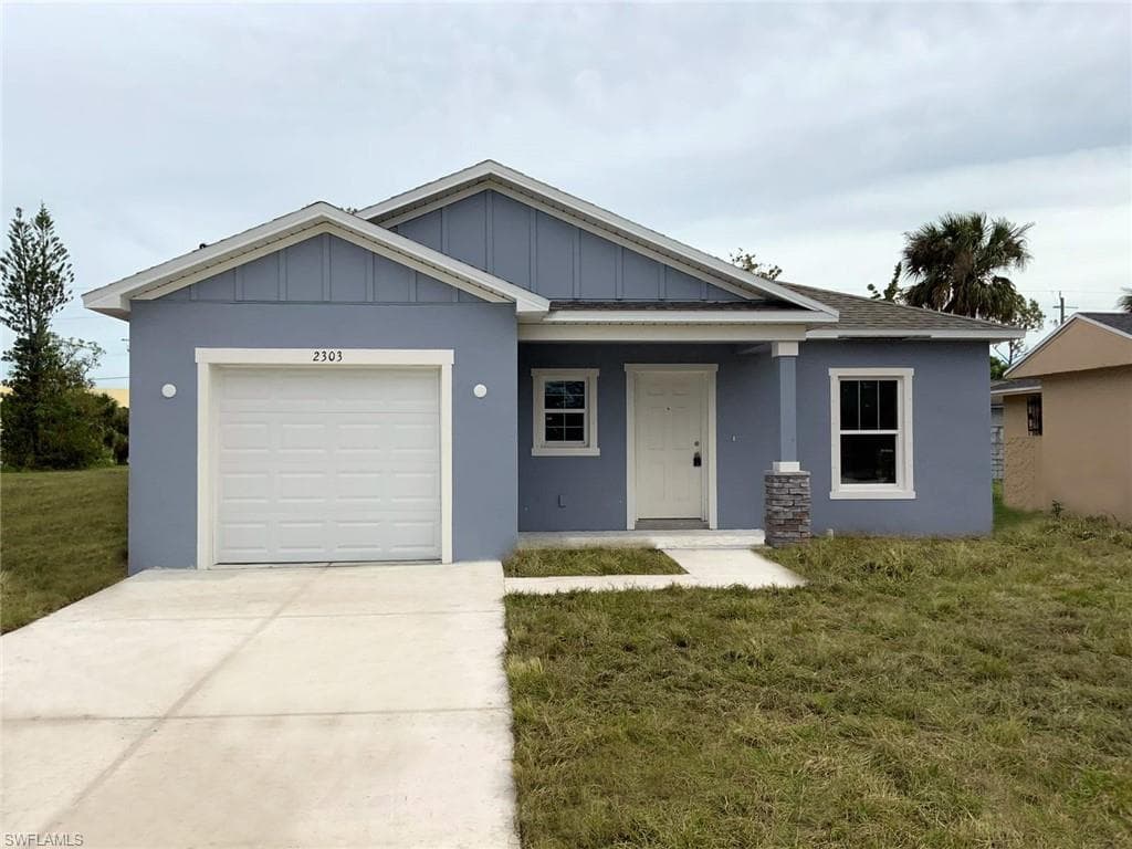 2303 Ben ST FORT MYERS, FL 33916