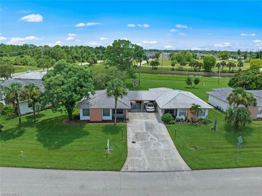 1604 Ridgecrest ST LEHIGH ACRES, FL 33936