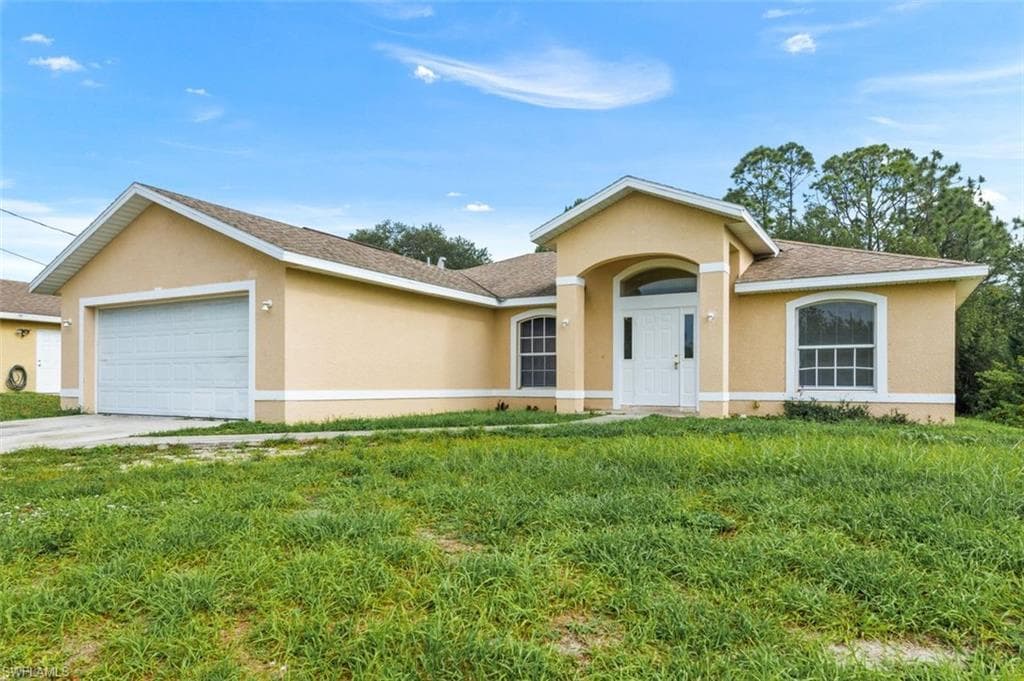 4104 10th ST SW LEHIGH ACRES, FL 33976