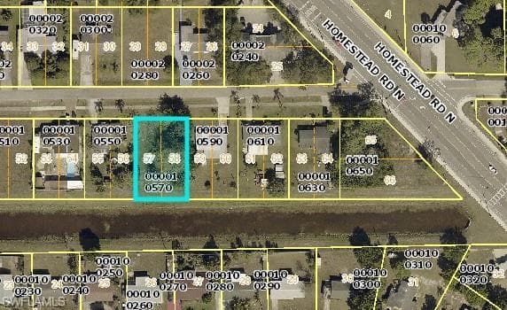 900 Arthur AVE LEHIGH ACRES, FL 33936