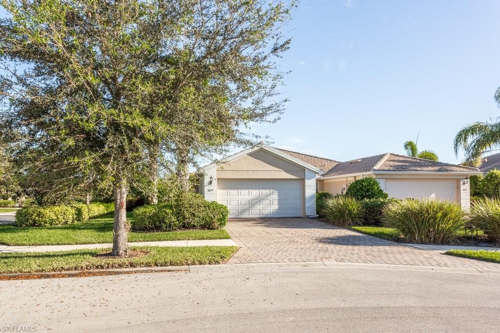 8679 Genova CT NAPLES, FL 34114