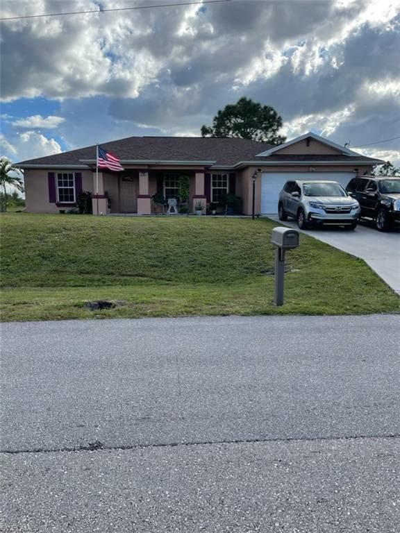 318 Pinehurst AVE LEHIGH ACRES, FL 33974