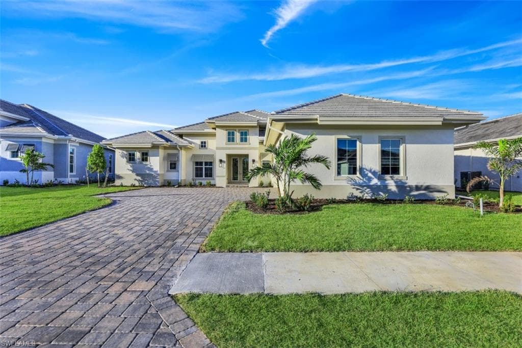 14310 Laguna Springs LN NAPLES, FL 34114