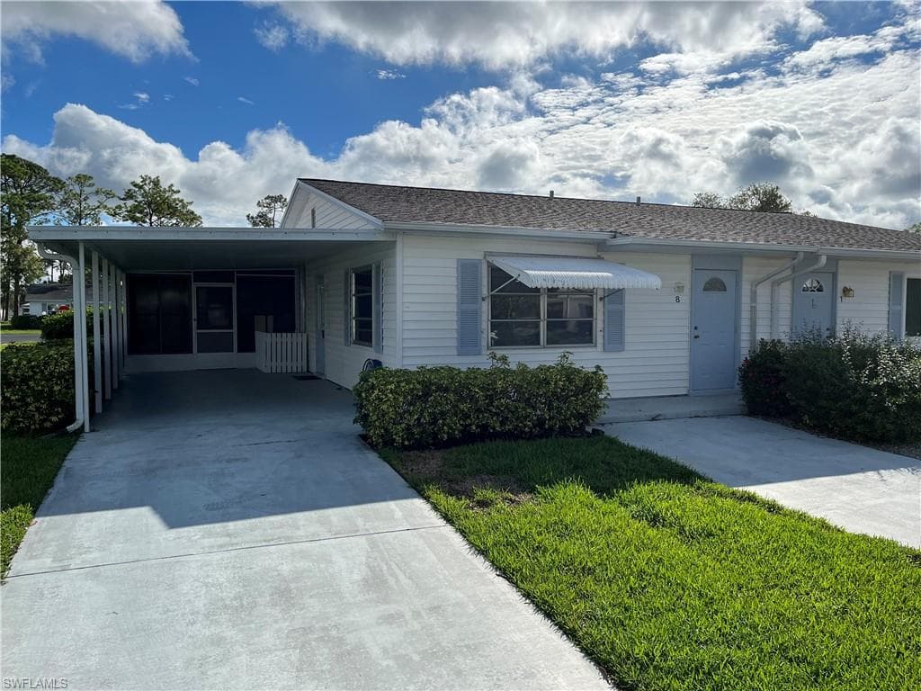 8 Meadow Rue CT LEHIGH ACRES, FL 33936