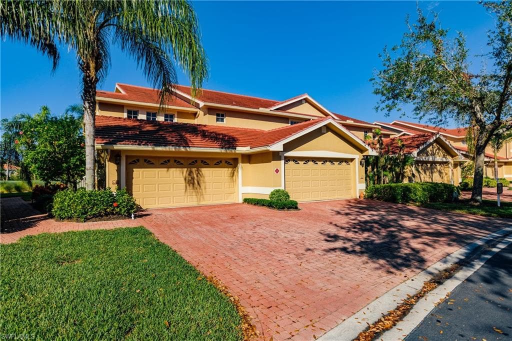 20230 Calice CT 401 ESTERO, FL 33928