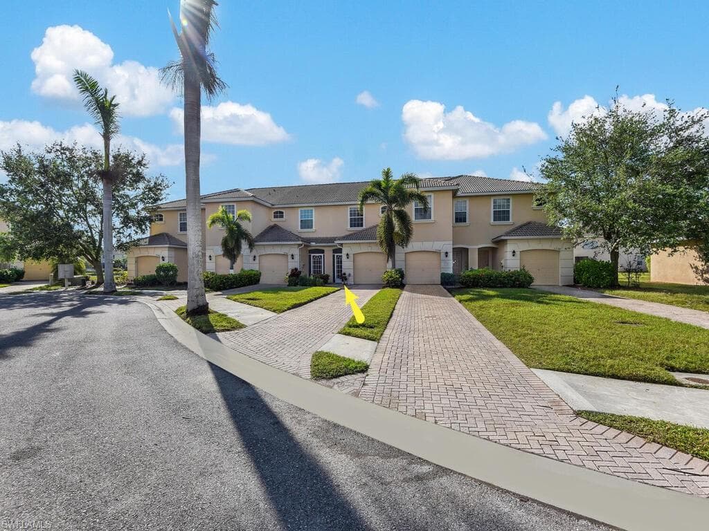 11740 Eros RD LEHIGH ACRES, FL 33971