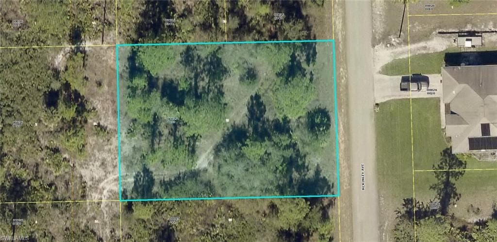 1021 McKinley AVE LEHIGH ACRES, FL 33972